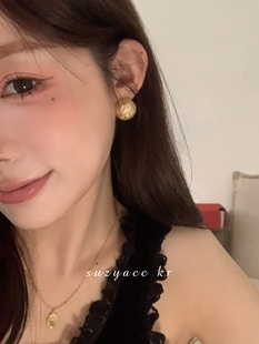 爆款 简约小众设计感百搭耳钉 kr金色肌理球球耳环2025新款 suzyacc