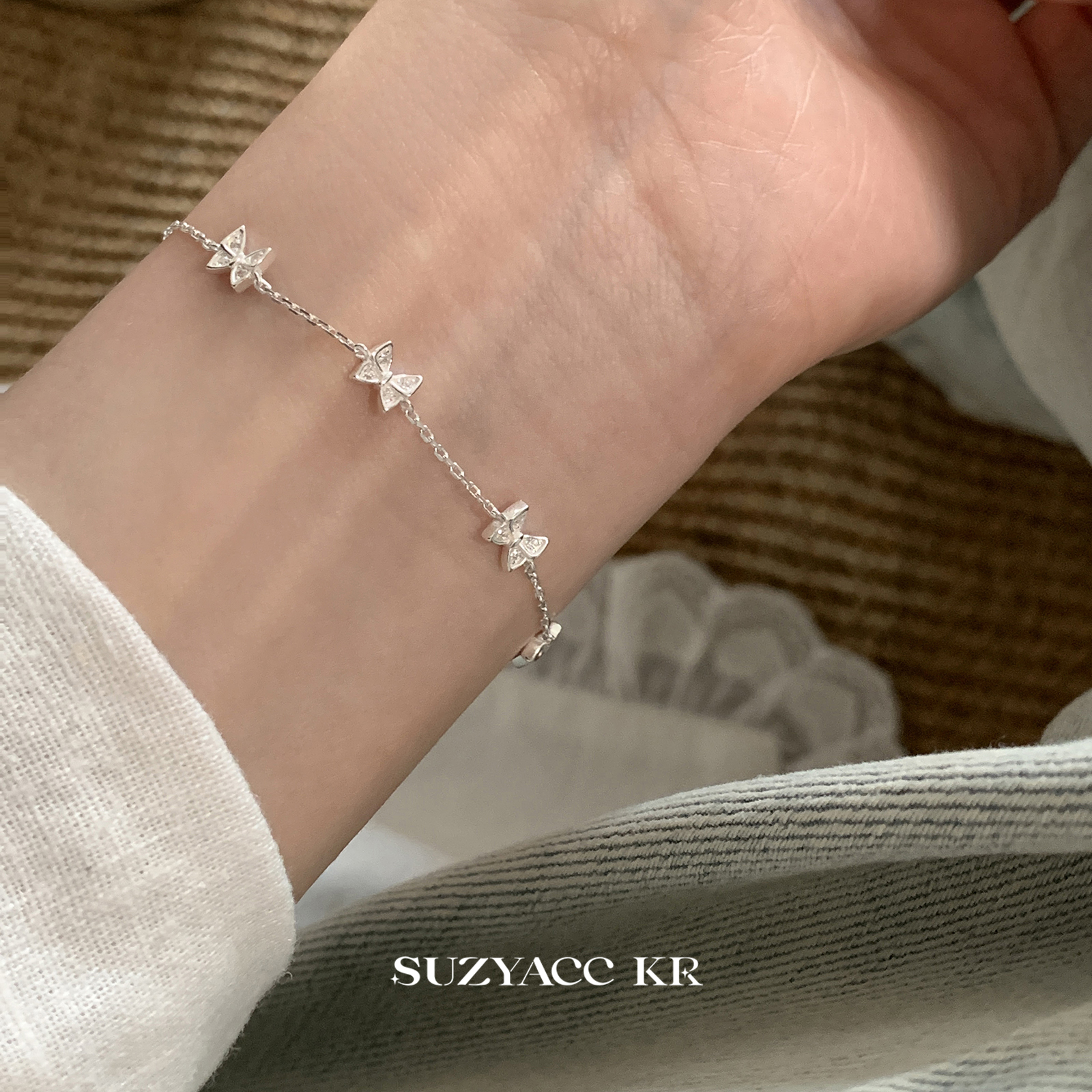 suzyacc kr气质纯银蝴蝶手链女纤细轻奢简约小众高级感送闺蜜手饰