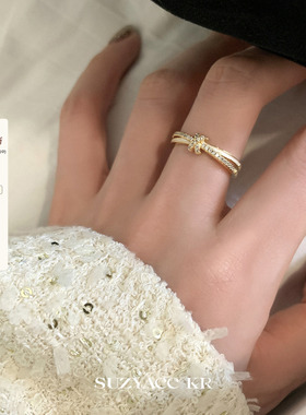suzyacc kr合成锆石打结戒指轻奢高级感食指戒气质小众指环可调节