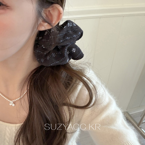 suzyacc kr森系藏蓝碎花大肠圈复古小众百搭低马尾皮筋气质发圈