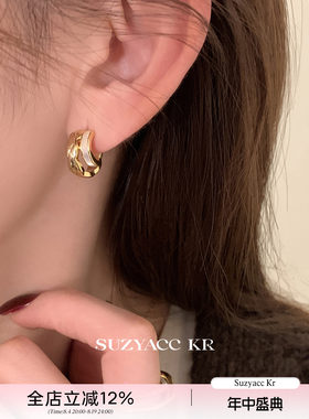 suzyacc kr轻奢菱格贝壳双C耳环女2026新款爆款气质小众高级耳饰
