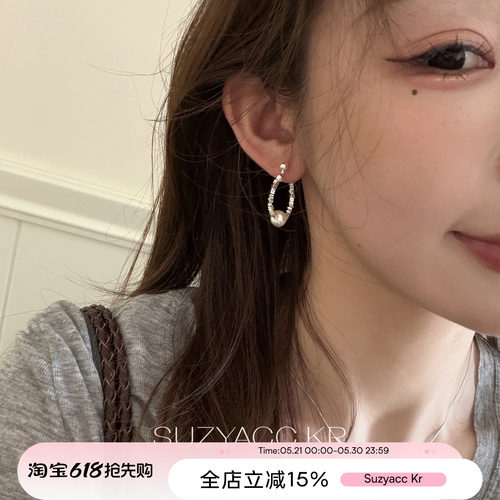 suzyacc kr碎银仿珍珠圈圈耳环2026新款轻奢精致百搭设计感耳饰女
