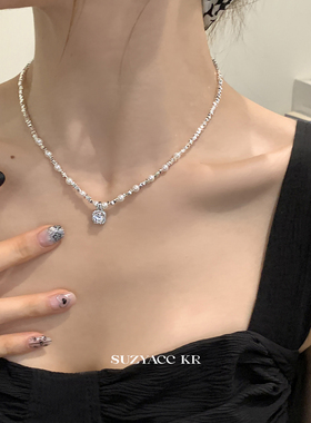 suzyacc kr轻奢超闪合成锆石吊坠碎银项链2024新款气质高级锁骨链