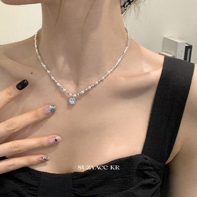 suzyacc kr轻奢超闪合成锆石吊坠碎银项链2026新款气质高级锁骨链