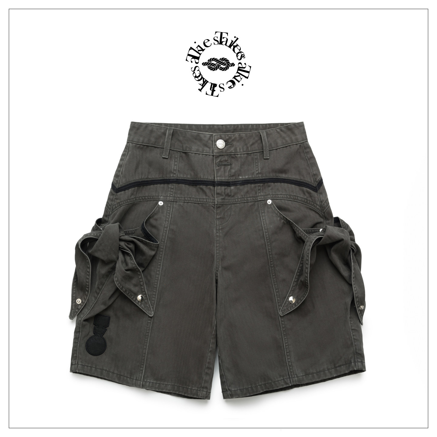 Tiesake 多层口袋绑带弯刀工装七分裤 Multiple Layers Shorts