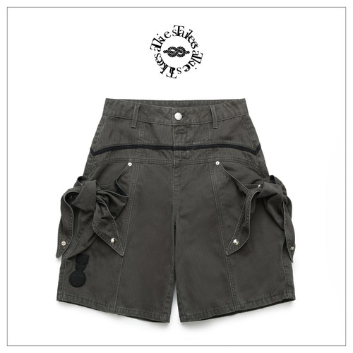 Tiesake 多层口袋绑带弯刀工装七分裤 Multiple Layers Shorts
