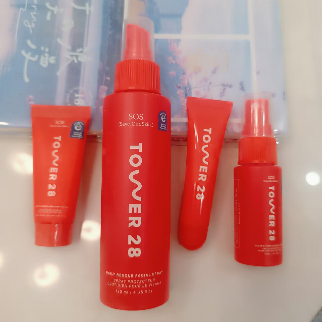 美国小众有机Tower 28 SOS急救保湿喷雾 修护屏障舒缓镇静爽肤水