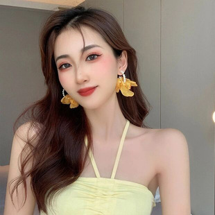 925银针黄色花瓣耳环甜美少女珍珠蕾丝花朵C形耳圈潮设计感耳饰女