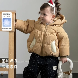 婴幼童羽绒服女宝套装2026冬季新款花边领保暖内搭碎花棉裤三件套