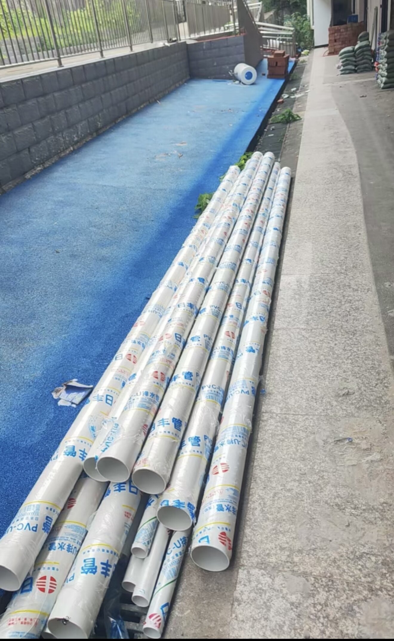 长沙日丰PVC排水管50/75/110下水管道排污水管UPVC排水管整条发货