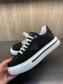 舒适透气白底休闲运动鞋 欧洲站2026春季 高端潮牌真皮板鞋 布鞋 新款