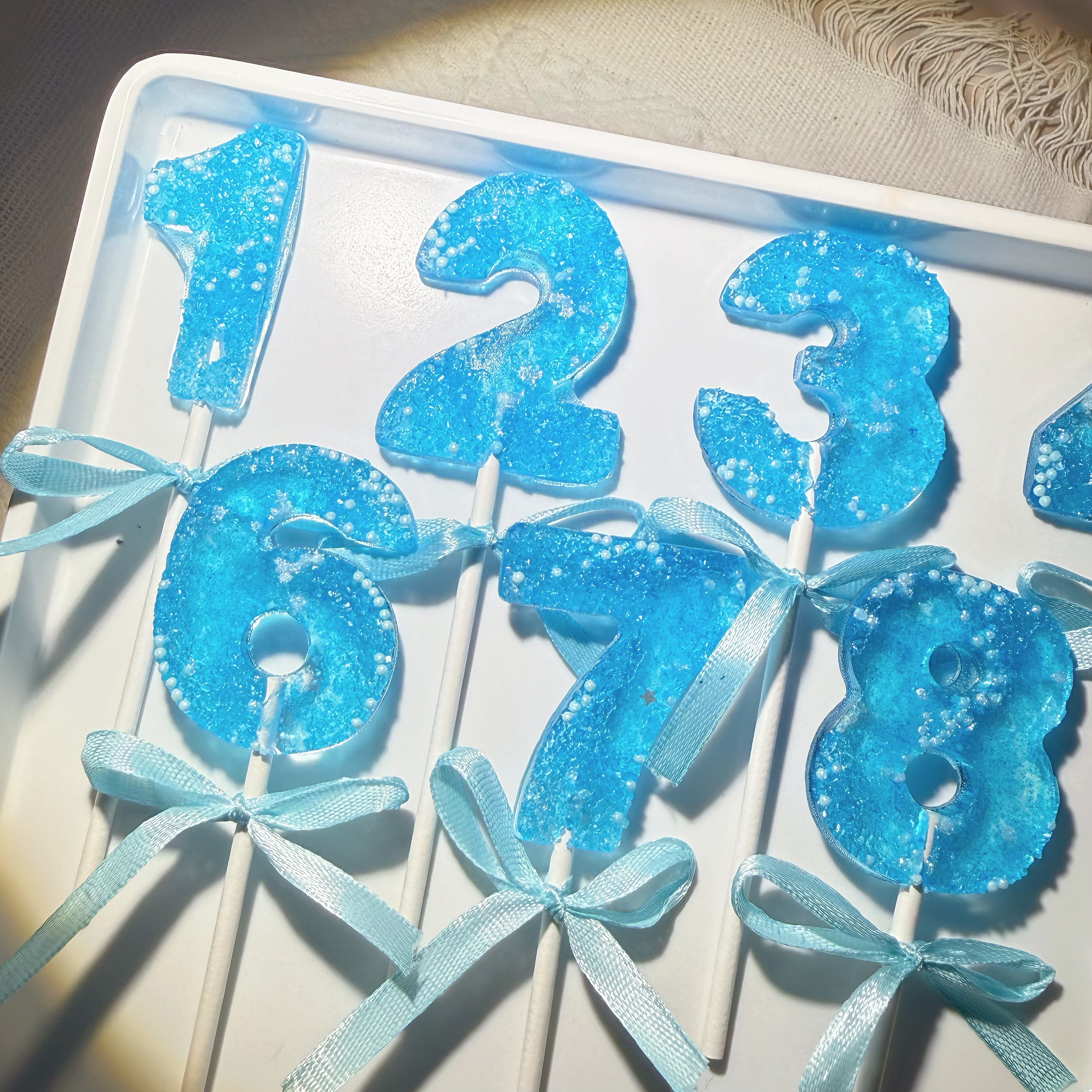 数字砖石蓝色生日蜡烛糖粉色棒棒糖定制蛋糕糖果手工波糖儿童礼盒