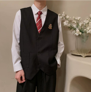 【精品】满68包邮◆2026夏季情侣装JKDK制服班服徽章学院风马甲