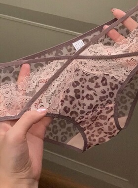 无痕丝滑网纱性格女款内裤欧美流行风带钻贵族镂空细带纯色三角裤