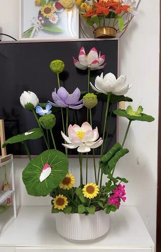 DIY成品手工编织毛线荷花送朋友闺蜜礼物