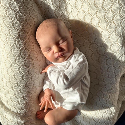 50厘米仿真娃娃布身3D高彩静脉可见reborn baby doll闭眼睡觉婴儿