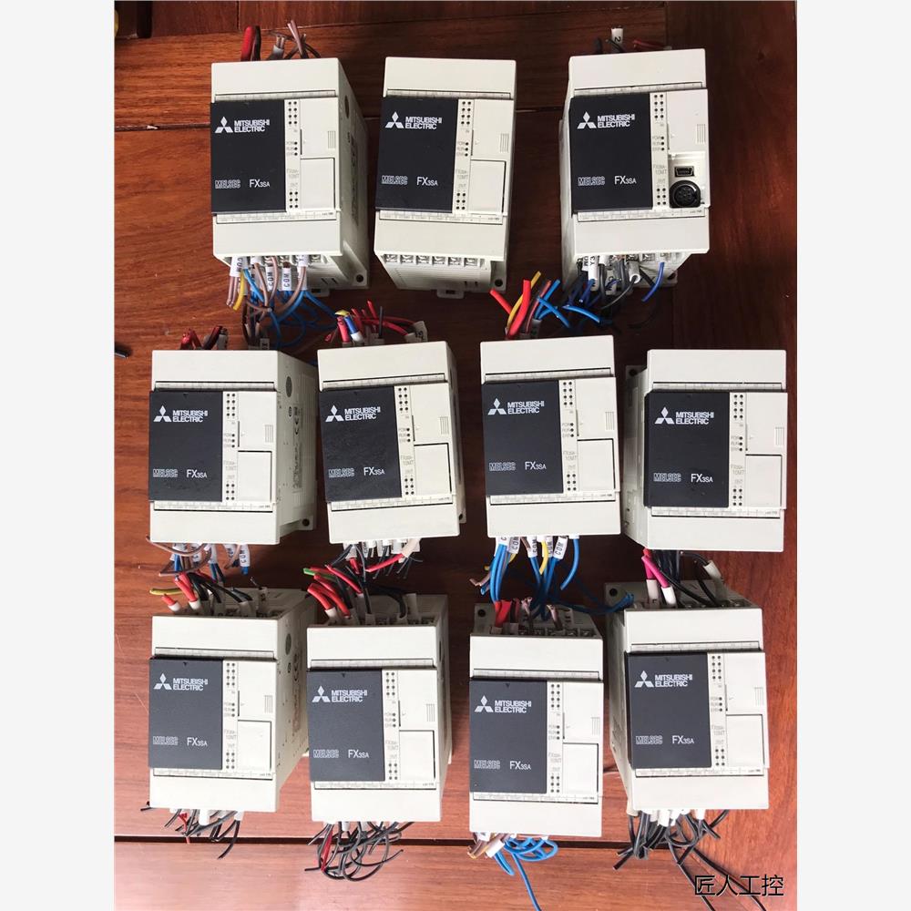 三菱FX3SA-10MT-CM，成色新，功能正常，需要私，议价商品