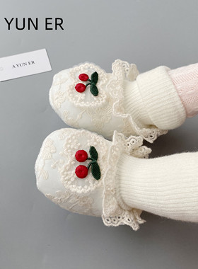 春秋冬季0-1岁女宝宝软底防滑学步鞋袜3-6-9-12个月新生儿不掉鞋