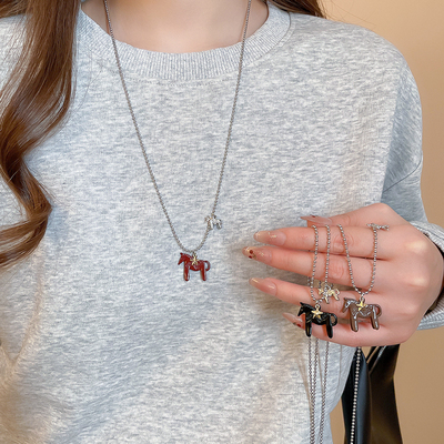 秋冬小马星星吊坠项链女毛衣链