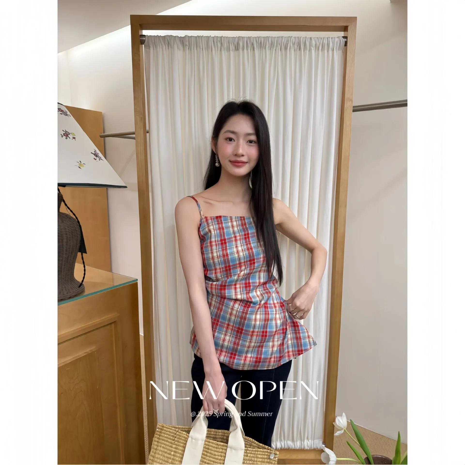 诠释美 NEWOPEN 25年夏日多巴胺十三行爆款吊带背心格纹上衣S1013