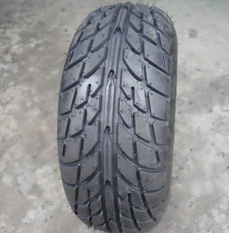 自制四轮真空公路19x7-8卡丁车