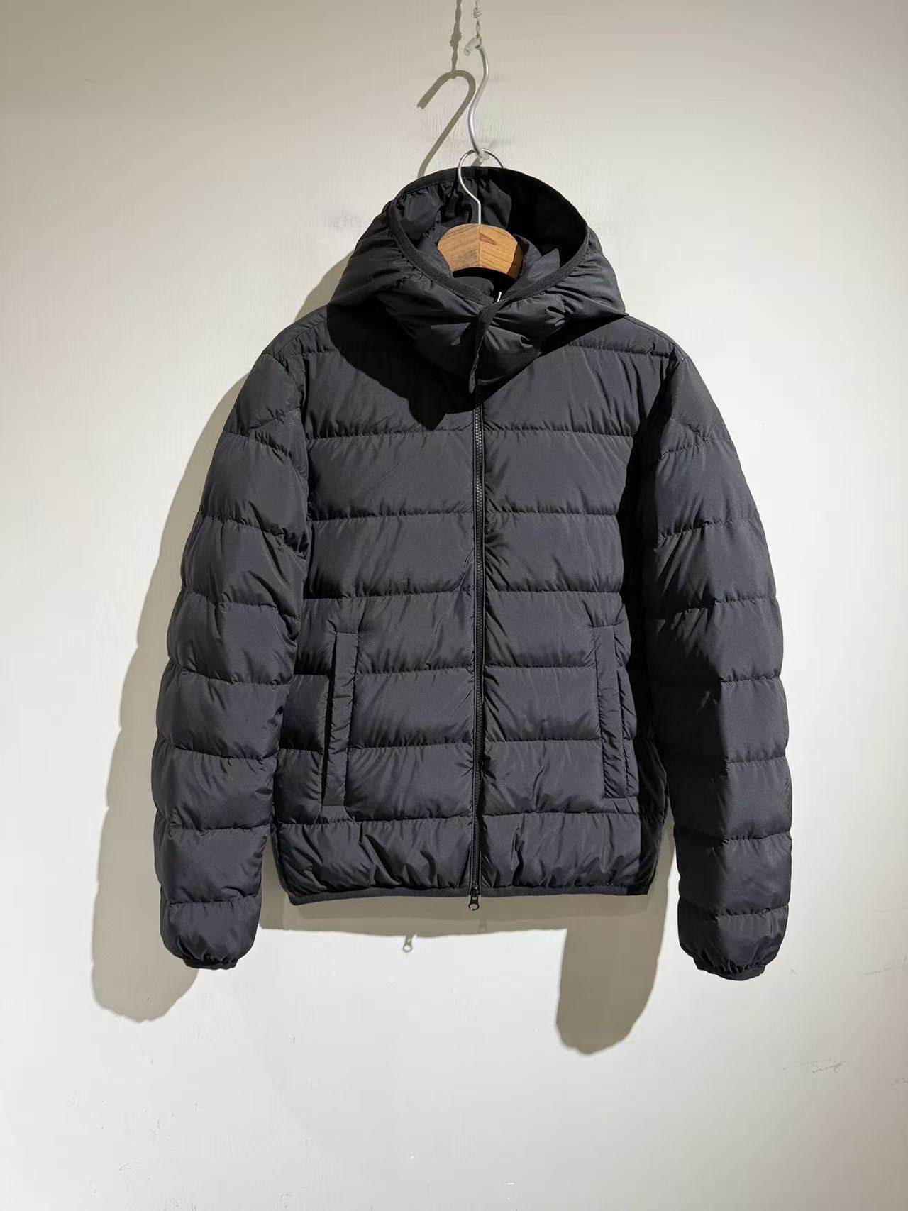 90 White duck down Direct charging   Do Inner bladder Can be worn alone Frivolous paragraph   Matte Color system Basic payment man Down Jackets