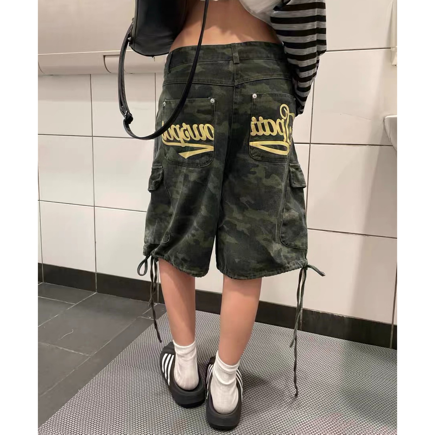 大码美式复古迷彩字母印花牛仔五分裤男女街头抽绳口袋阔腿工装裤