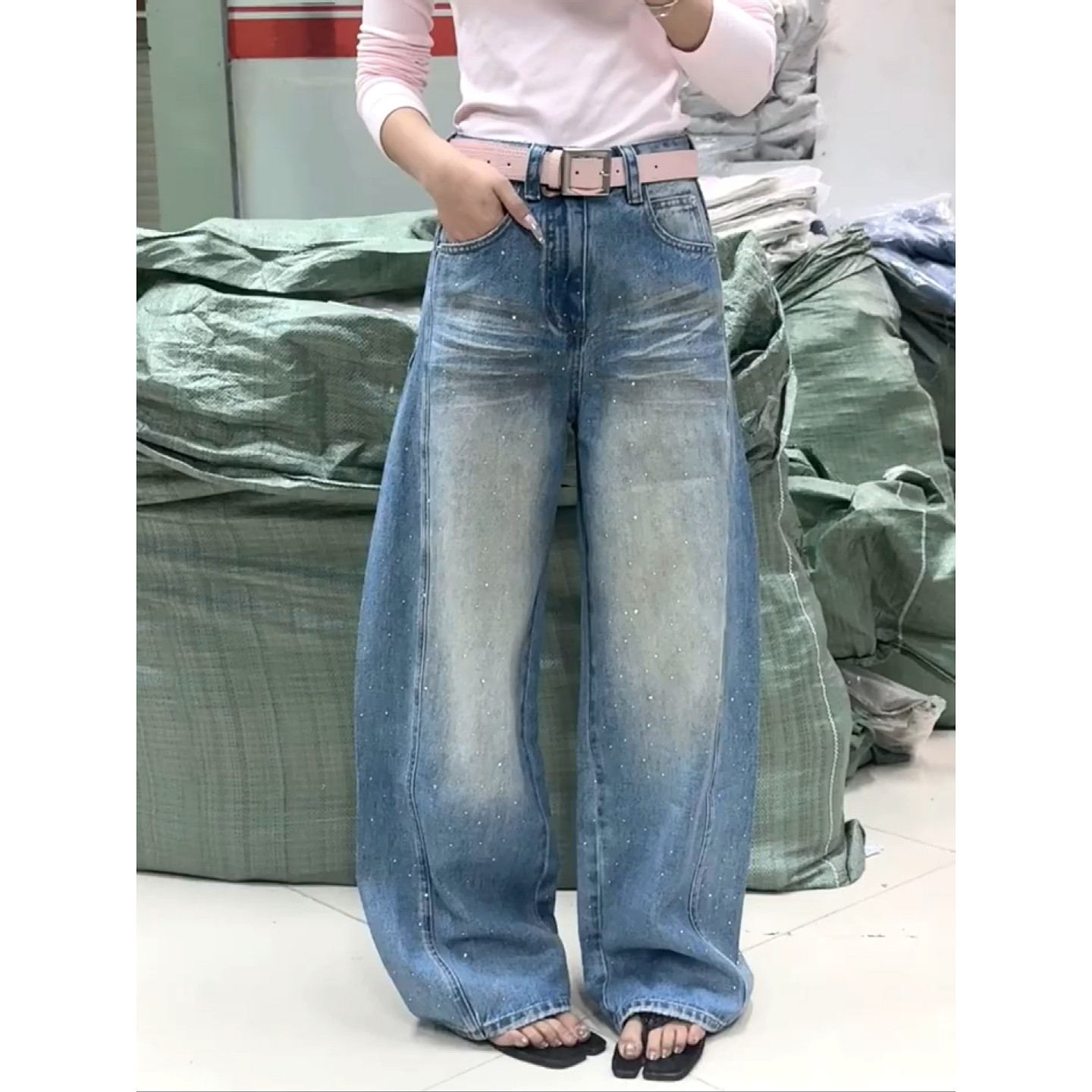 大码美式复古水洗烫钻弯刀牛仔裤女2026新款宽松显瘦休闲阔腿长裤,女装/女士精品,大码裤装,淘宝优惠券,粉丝福利购,淘宝优惠卷