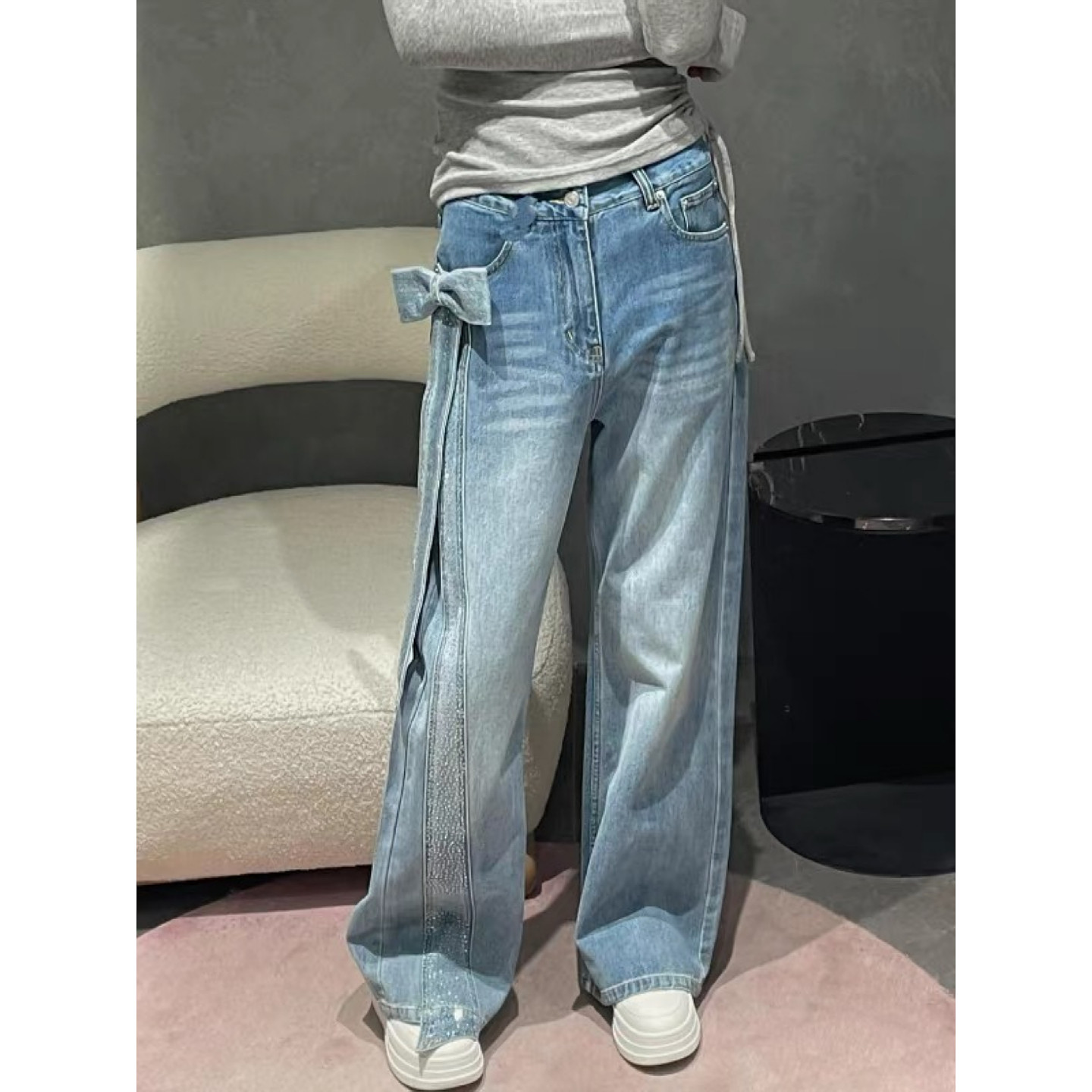 美式大码复古蝴蝶结绑带烫钻牛仔裤女2026新款宽松直筒阔腿长裤子,女装/女士精品,大码裤装,淘宝优惠券,粉丝福利购,淘宝优惠卷