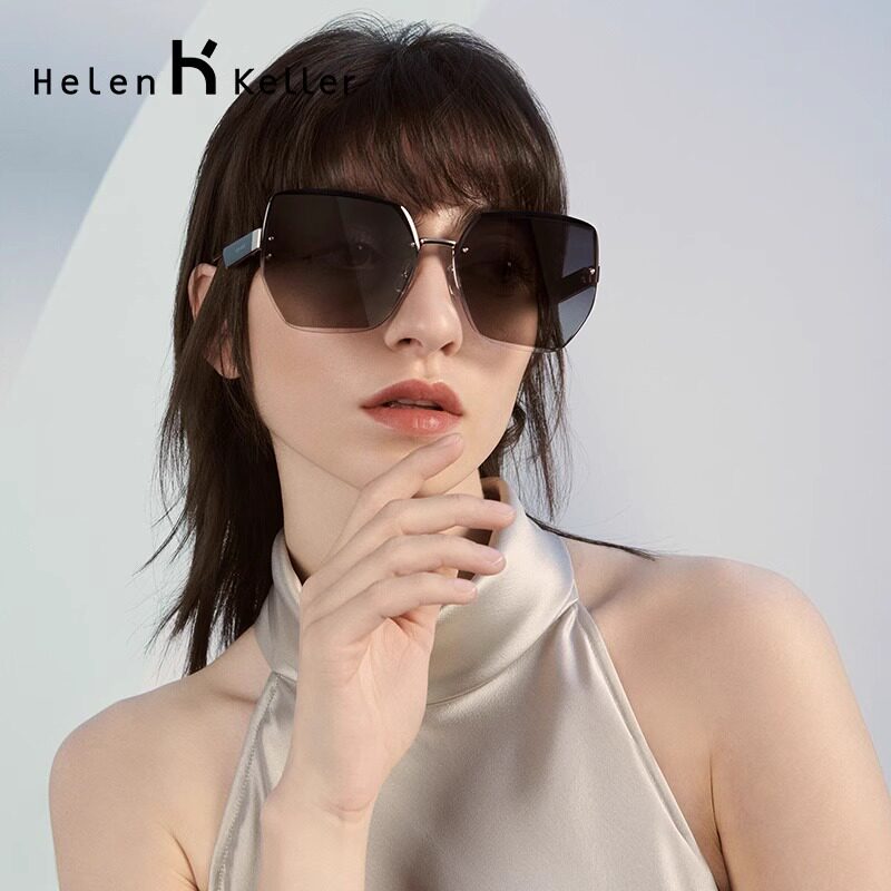 海伦凯勒太阳眼镜女极光渐变百搭大框复古时尚墨镜H2225