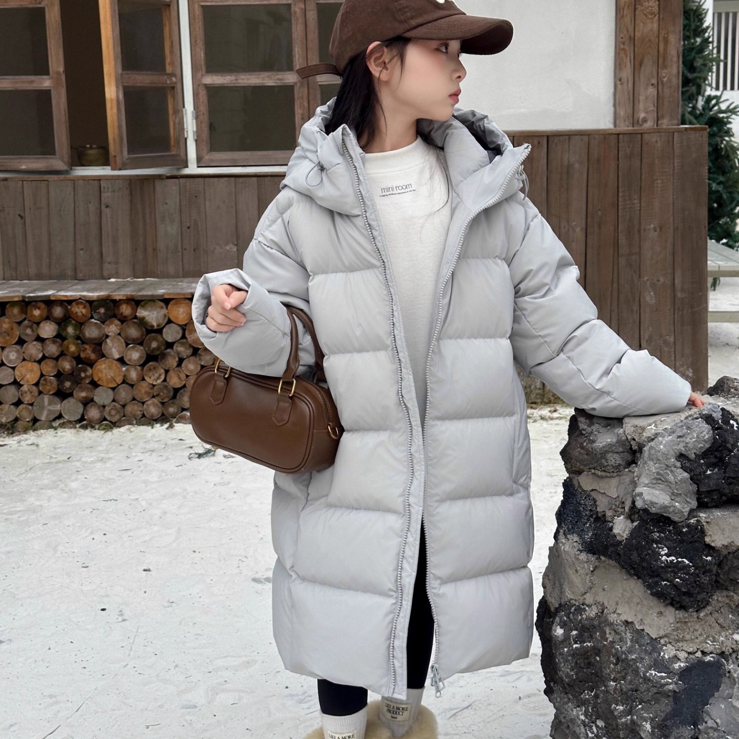 韩国儿童长款过膝羽绒服2025冬季新款90绒加厚男女童洋气艺考外套