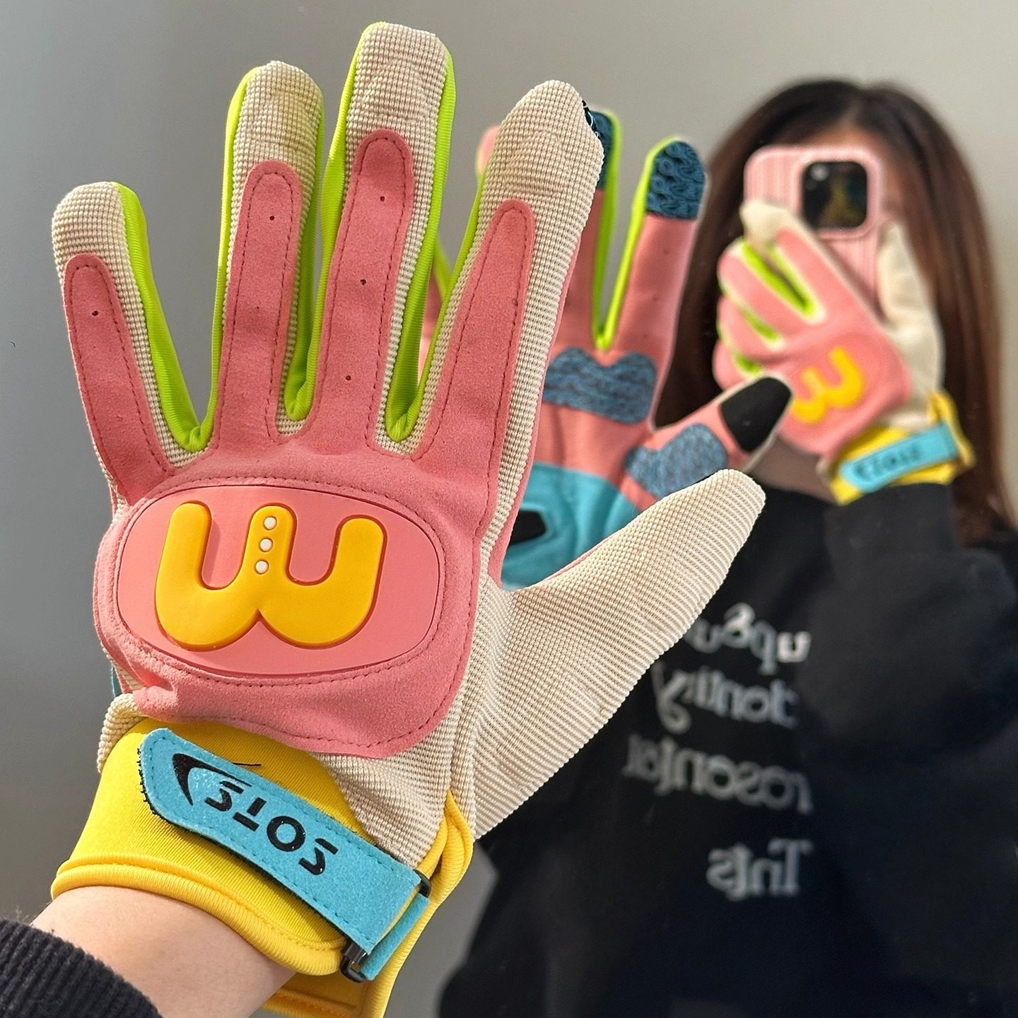 户外五指可触屏手套骑行摩托车四季通用防风御寒防滑电瓶车可爱女