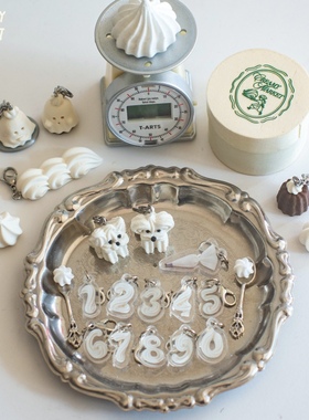 CreamyMarket一朵奶油可露丽奶油小鼻嘎挂件手账绑带钥匙扣拉链头