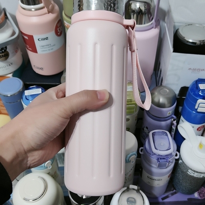 大牌子弹头手提泡茶倒水粉色800毫升