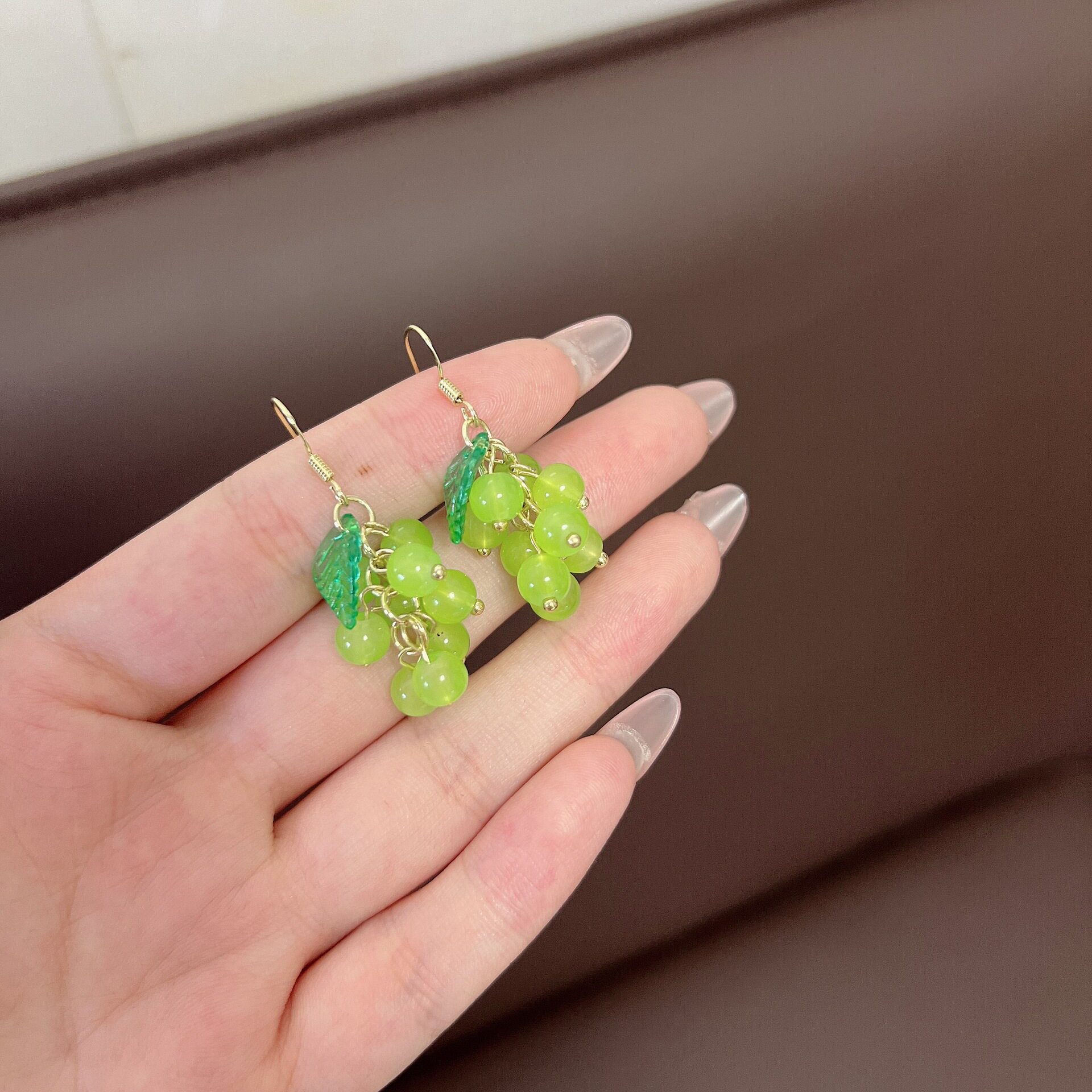 撤柜法式甜美清新季爆款葡萄流苏耳钩个性设计感轻奢独特爆款耳饰