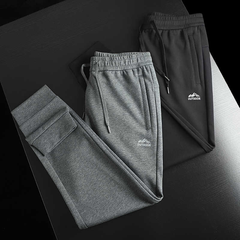 舒适好穿束脚弹力针织运动卫裤