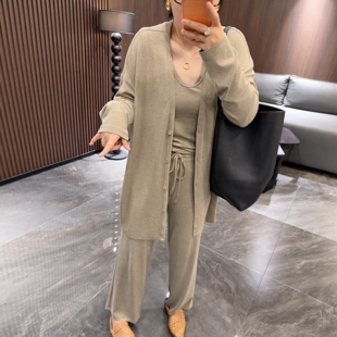极简风外套开衫三件套女2026年早秋欧货时尚背心披肩+阔腿裤套装