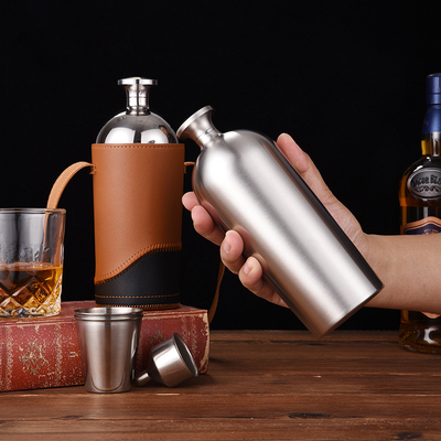 新款304不锈钢加厚户外便携酒壶