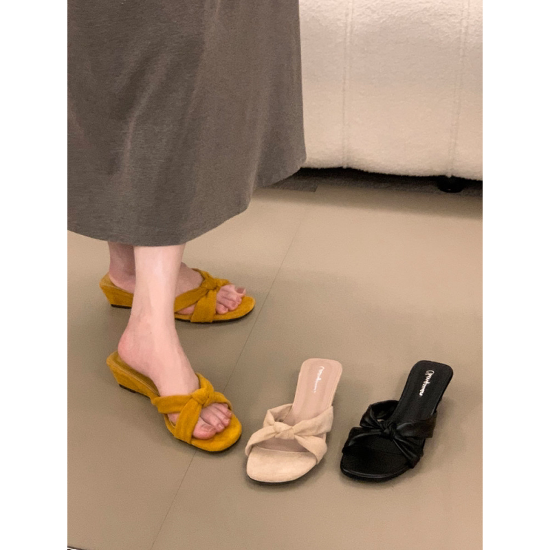 扭结设计休闲风蝴蝶结坡跟一字拖女夏季外穿露趾绝美配裙子凉拖鞋