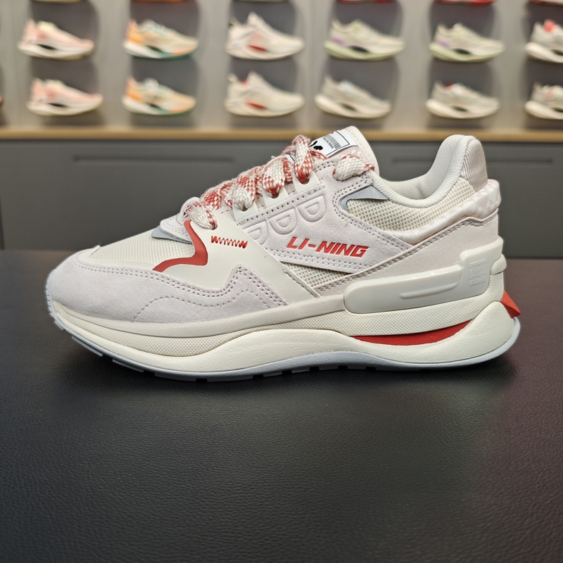 李宁休闲鞋女子2024春季新款初心V2低帮舒适运动老爹鞋AGCU062