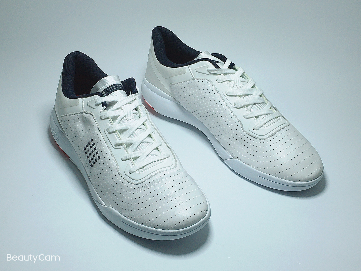 外贸捡漏运动鞋男鞋跑步鞋防滑耐磨透气休闲鞋头层牛皮