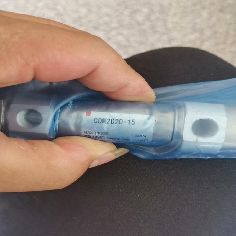 SMC气缸CDM2D20-15全新一台  都带包装维修 议价