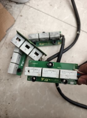 安川变频器HS-PKD103V4B15GWS数量2个,HS-议价 维修