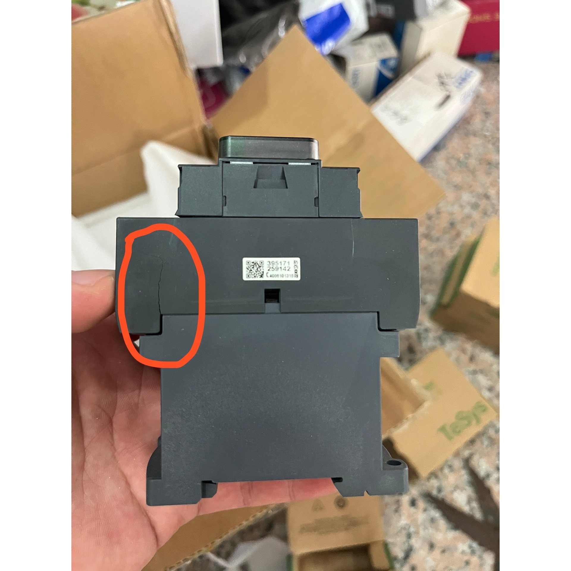 施耐德LC1D25BDC 直流接触器备件议价