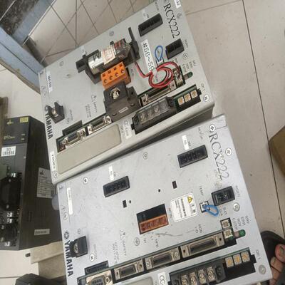 检测雅马哈YAMAHA控制器驱动器RCX222.拆机货 咨询