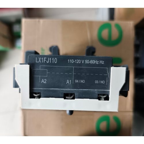 施耐德LX1FJ110接触器线圈全新原装正品数量3个有议价 维修