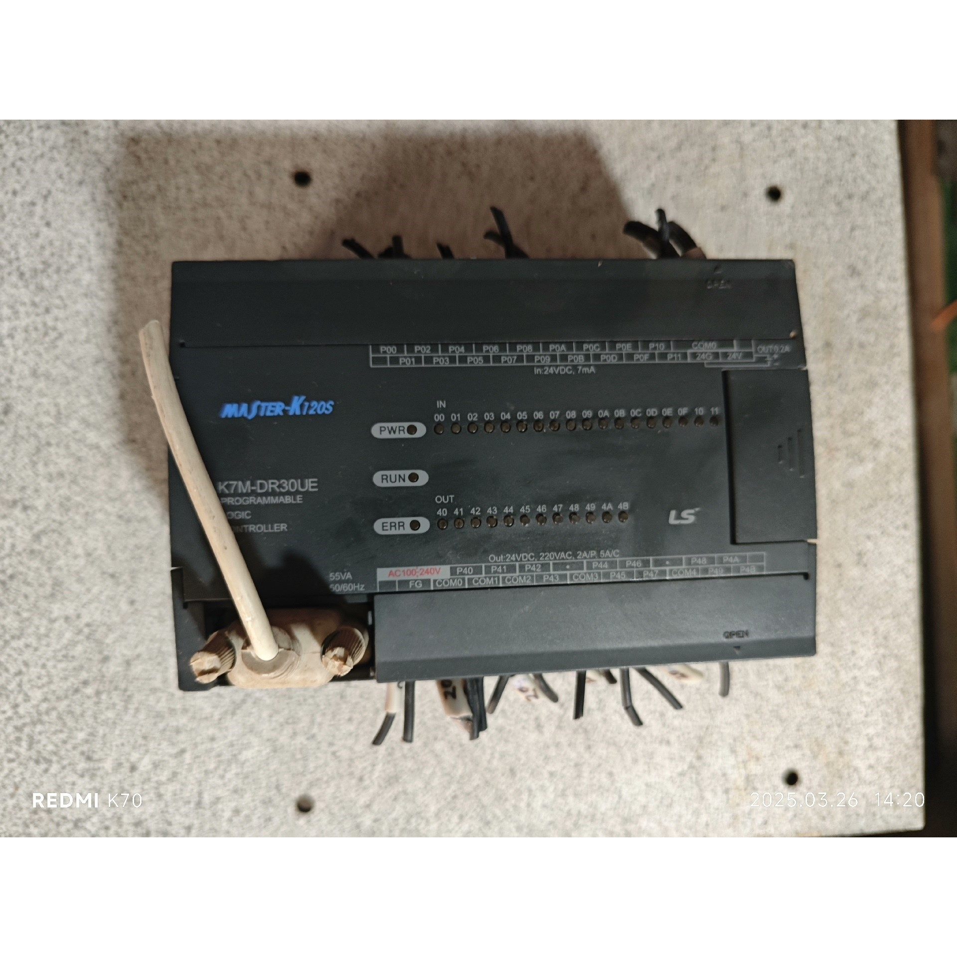 一台韩国LS产电PLC,型号K7M-DR30UE.实物如图议价 维修
