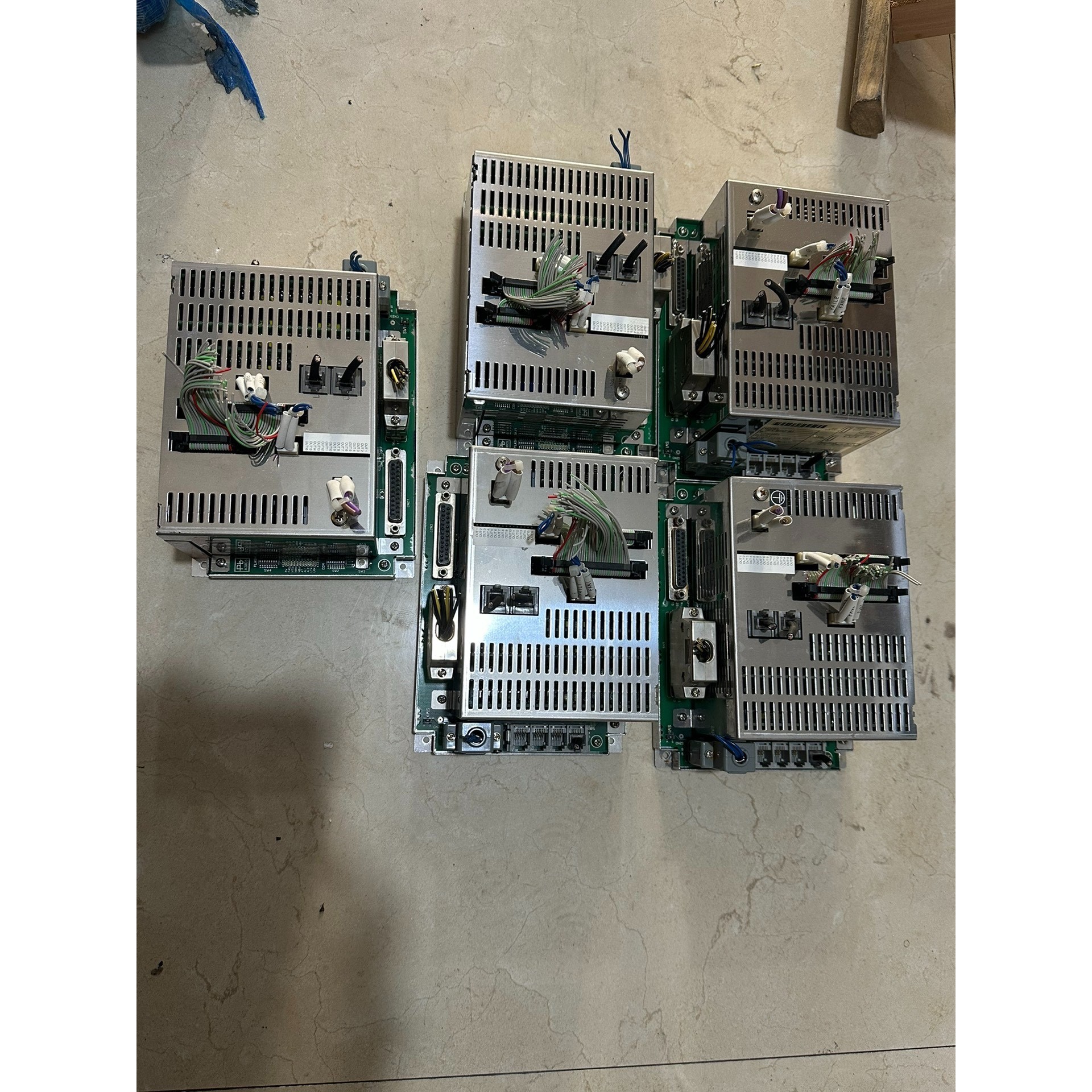 温度控制器 REX-B892-B1议价 维修