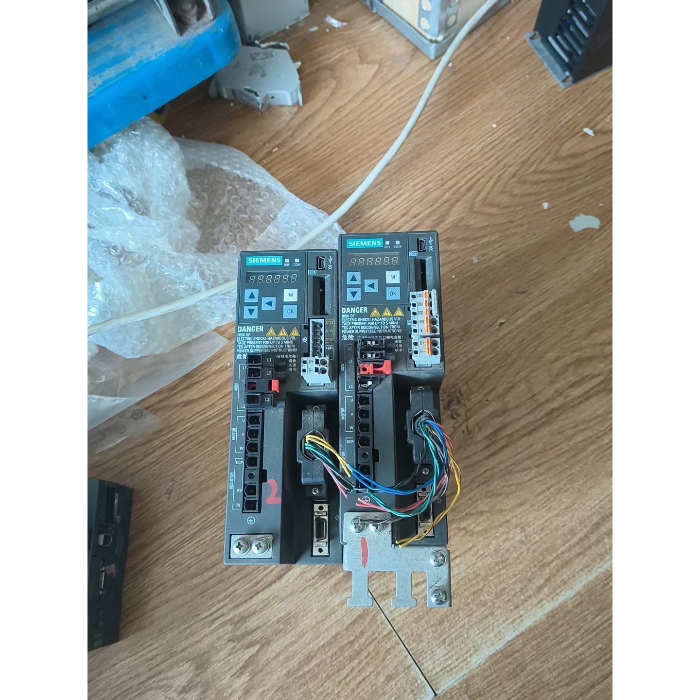 西门子驱动器6SL3210-5FE10-4UA0 0.4KW 备件议价