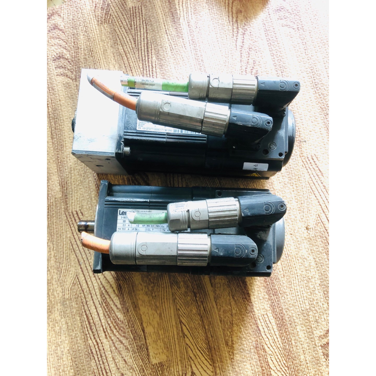 Lenze 电机 MCS 09D41RS0B0A14 维修咨询